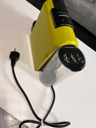 Macchina Nespresso Essenza Mini non funzionante