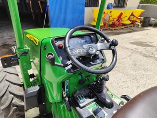 Tractor John Deere 50 C Compacto