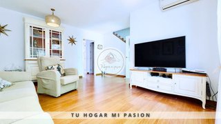 Casa adosada en venta en Montequinto en Dos Hermanas