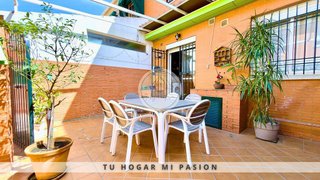 Casa adosada en venta en Montequinto en Dos Hermanas