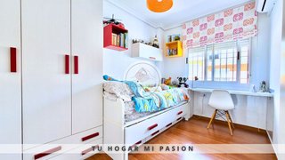 Casa adosada en venta en Montequinto en Dos Hermanas