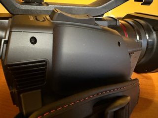 Videocámara Panasonic AG-CX18 4K