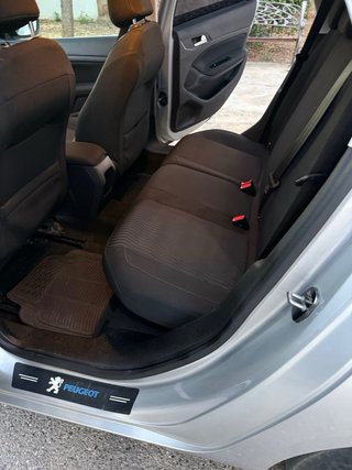 Peugeot 308 2016