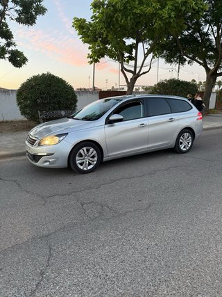 Peugeot 308 2016