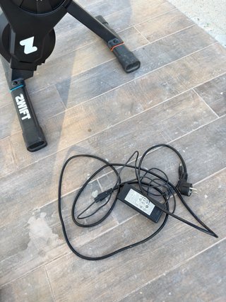 Rodillo Zwift Hub Smart Trainer + cassette