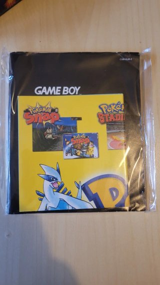Nintendo Game Boy Color Ed. Pikachu con caja.