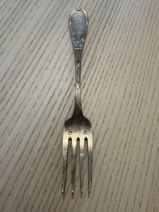 Cuchara de plata decorada