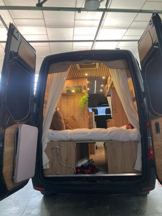 Mercedes-Benz eSprinter 2019