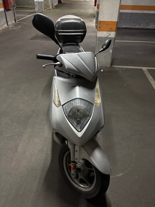 Honda Dylan 125 Plata