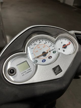 Honda Dylan 125 Plata