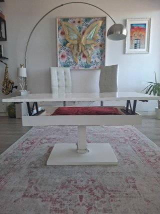 Mesa de centro elevable blanca