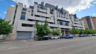 Garaje en alquiler en Ensanche de Vallecas - Valdecarros en Madrid