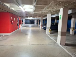 Garaje en alquiler en Ensanche de Vallecas - Valdecarros en Madrid