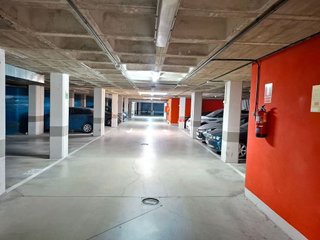 Garaje en alquiler en Ensanche de Vallecas - Valdecarros en Madrid