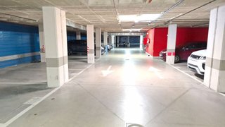 Garaje en alquiler en Ensanche de Vallecas - Valdecarros en Madrid