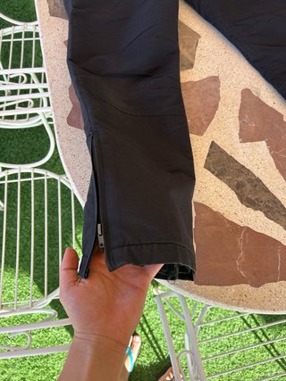 Pantalón de esquí negro usado