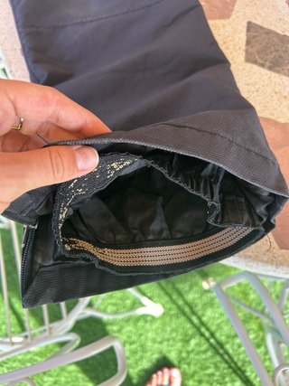 Pantalón de esquí negro usado