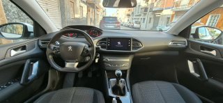 Peugeot 308 2021