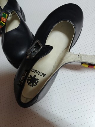 Zapatos niña Acebos negros y multicolor