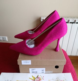 Elegantes Zapatos Tacón Fucsia Talla 38 y 39