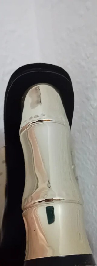 Sandalias de tacón transparentes con pedrería