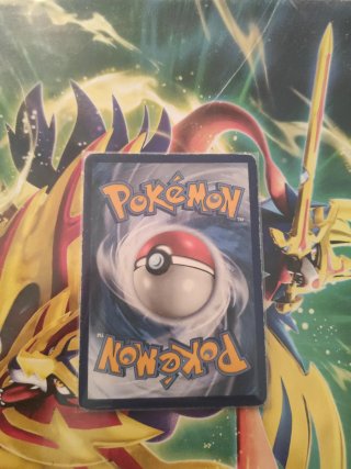 Carta Pokémon Salamence VMAX 144/189
