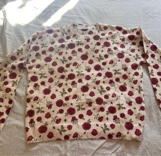 Jersey de punto con rosas