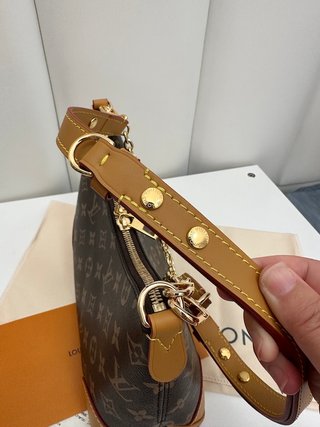 Louis Vuitton marrón