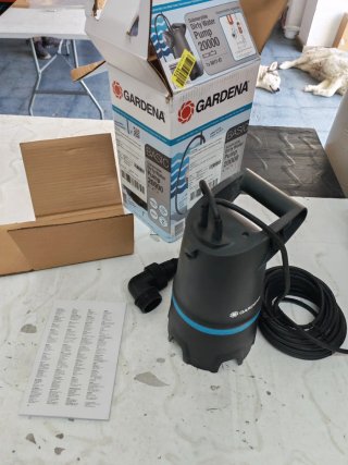 Bomba Sumergible GARDENA 2 en 1 Aguas Sucias