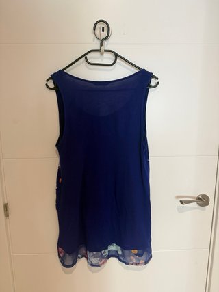 Top Desigual floral azul talla M