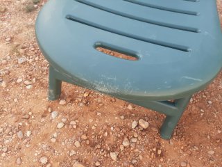 3 Tumbonas de plástico verdes con colchonetas