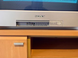 Televisor Sony Trinitron 28 Beige/Gris