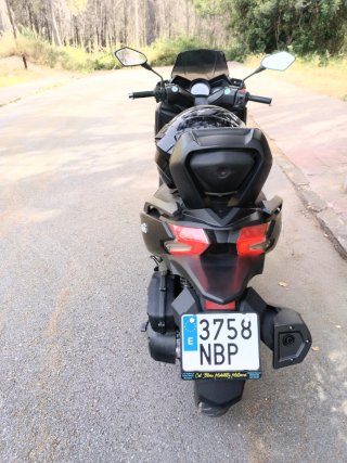 MITT 125 GTS 2025 Negra - Maxi Scooter