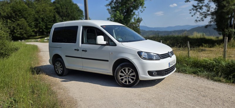Volkswagen Caddy 2013 - foto 1