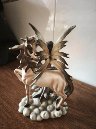 Figura Hada con Unicornio