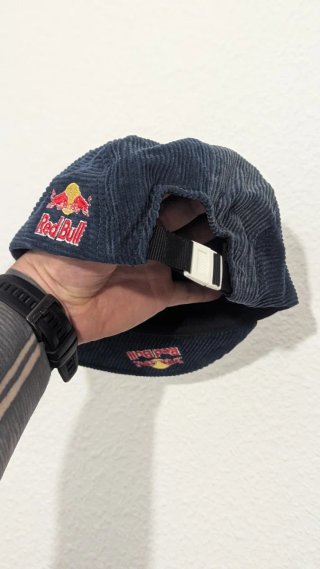 Gorra Red Bull Efecto desgaste Verde