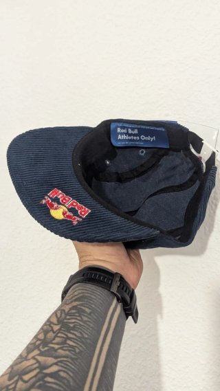 Gorra Red Bull Efecto desgaste Verde