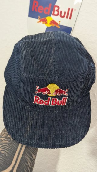 Gorra Red Bull Efecto desgaste Verde