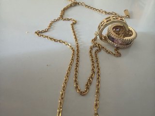 Colgante de dos anillos entrelazados