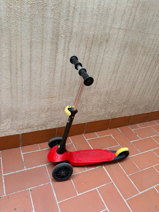 Patinete infantil Decathlon 3 ruedas rojo