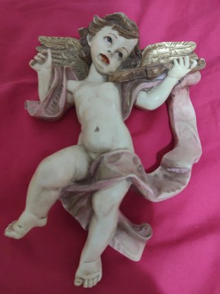 Ángeles de escayola decorativos
