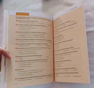 Libro Lo esencial de Ciencias Sociales