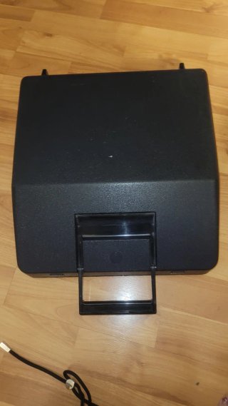 Máquina de escribir Olympia electrónica naranja