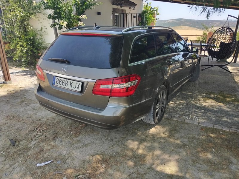 Mercedes-Benz Clase E 2010 - foto 1