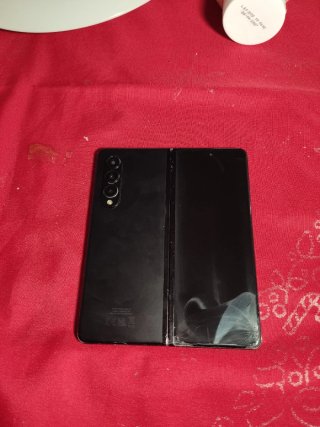 Samsung Galaxy Z Fold 3