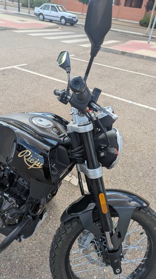 Rieju Century 125 Naked Manual