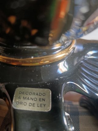 Jarrón grande decoración negro y dorado