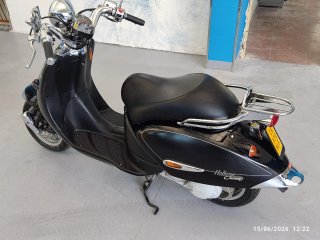 Aprilia Havana Custom 49cc Scooter