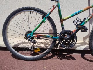 Bicicleta de montaña colorida r 26