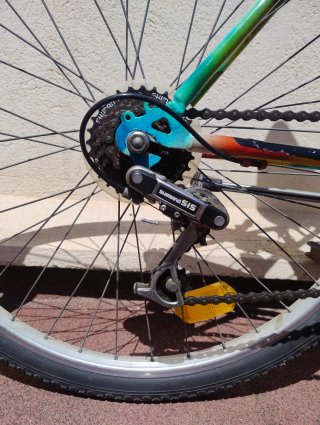 Bicicleta de montaña colorida r 26